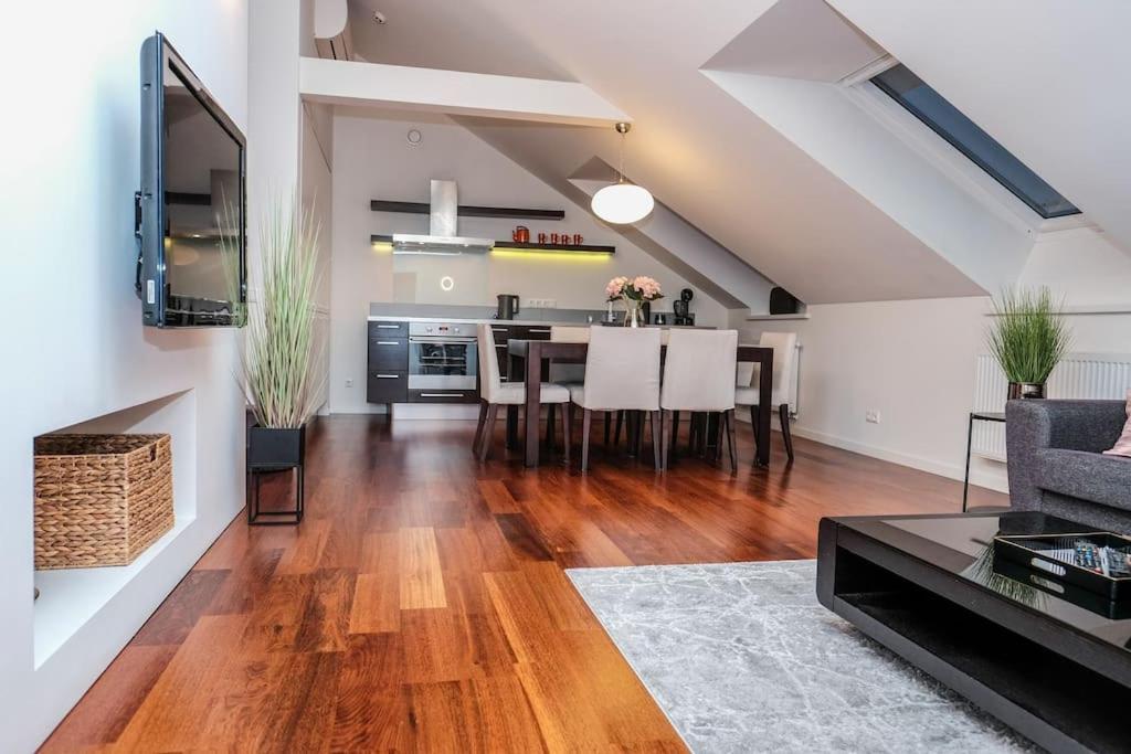 #Stayhere - Spacious Luxury Town Hall 3Bdr Apartment 维尔纽斯 外观 照片